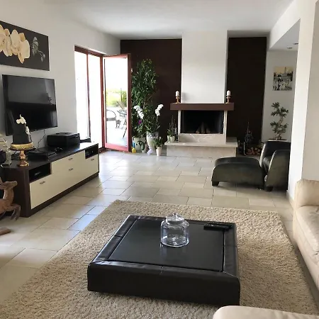 Azra