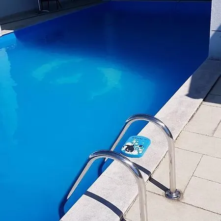 Villa Azra